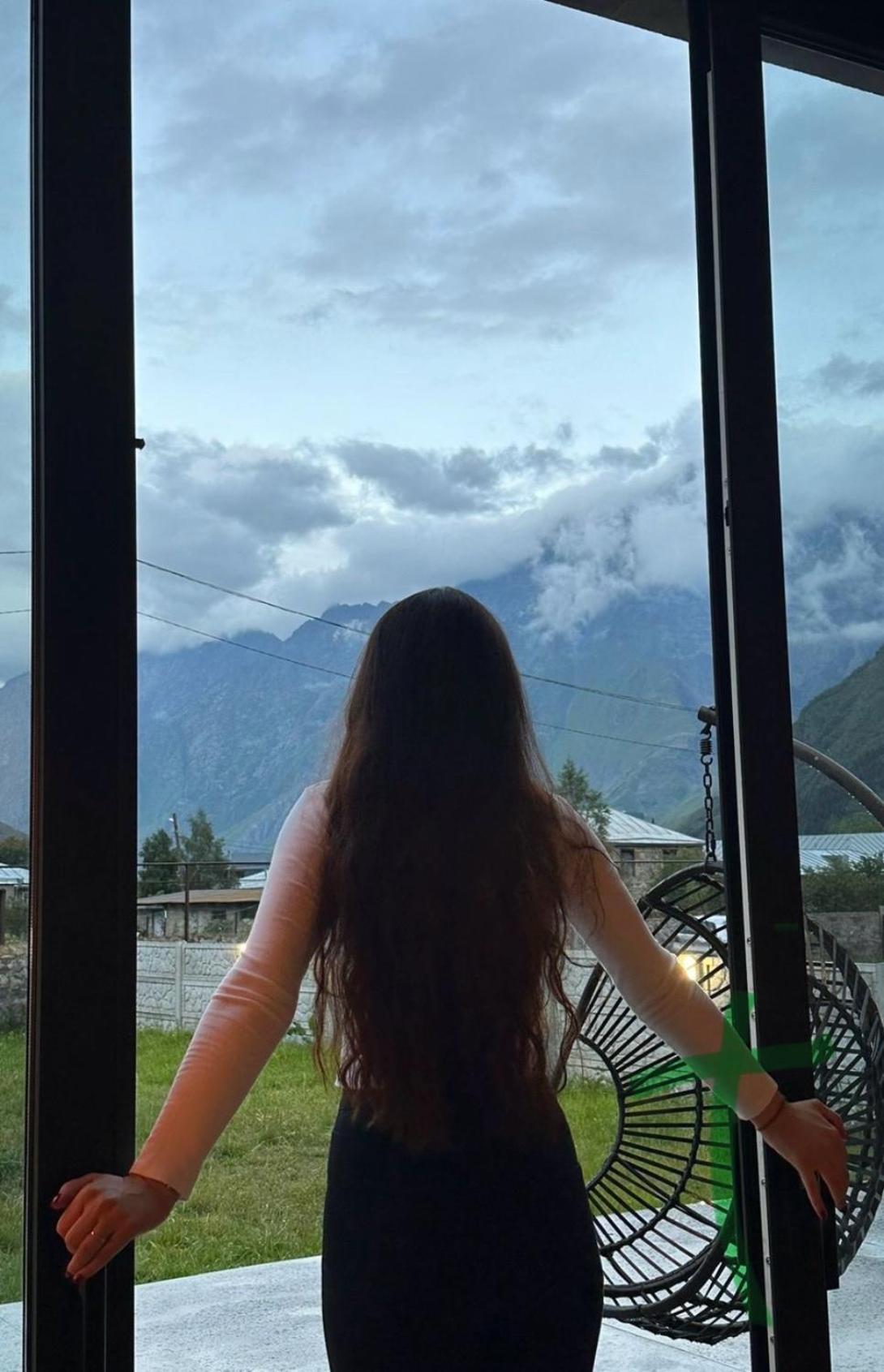 Villa Alpine Escape Kazbegi Exterior foto